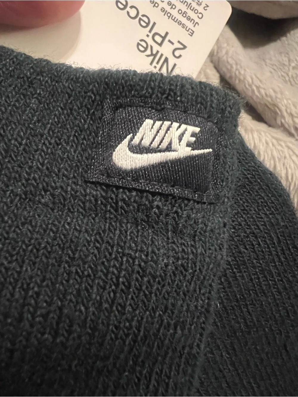Nike Dark Navy, Infant, 2 Piece Knit Hat & Mittens, new with tags - Picture 4 of 8